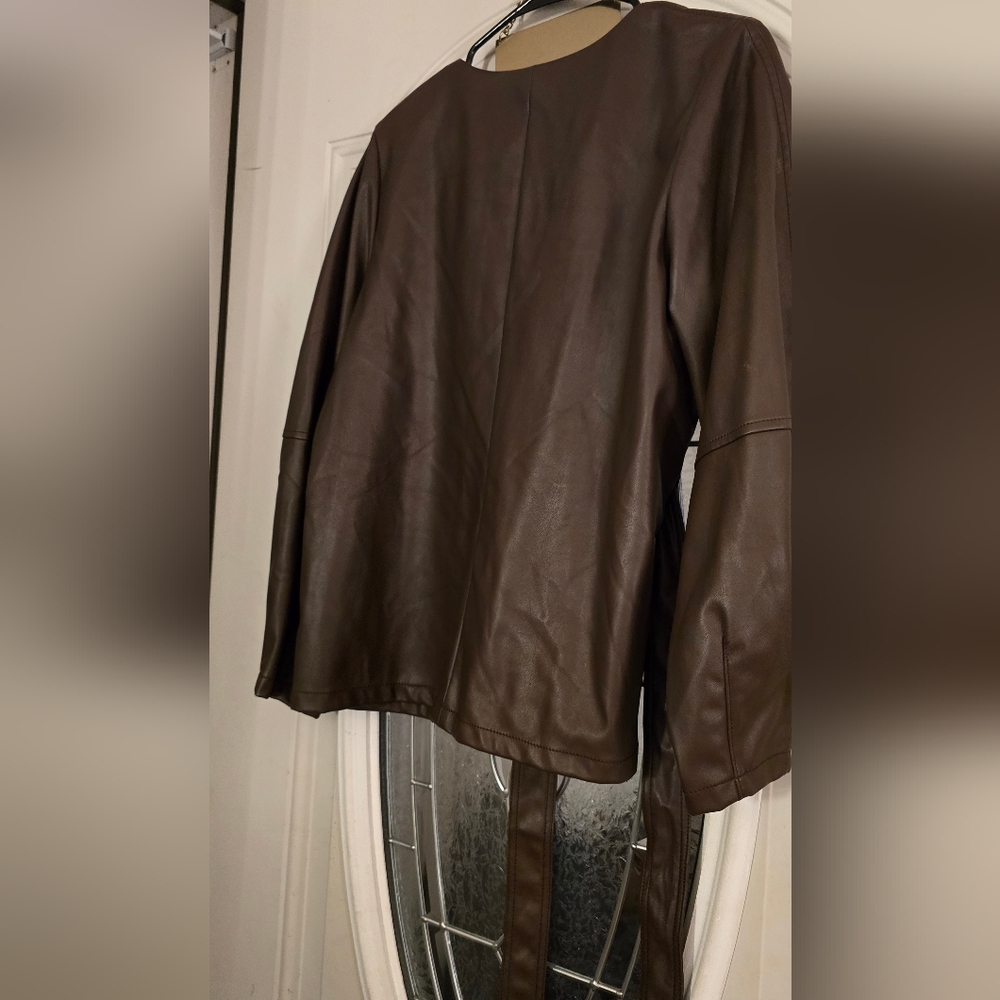 Brown Leather Women's Jacket - Picture 2 of 3